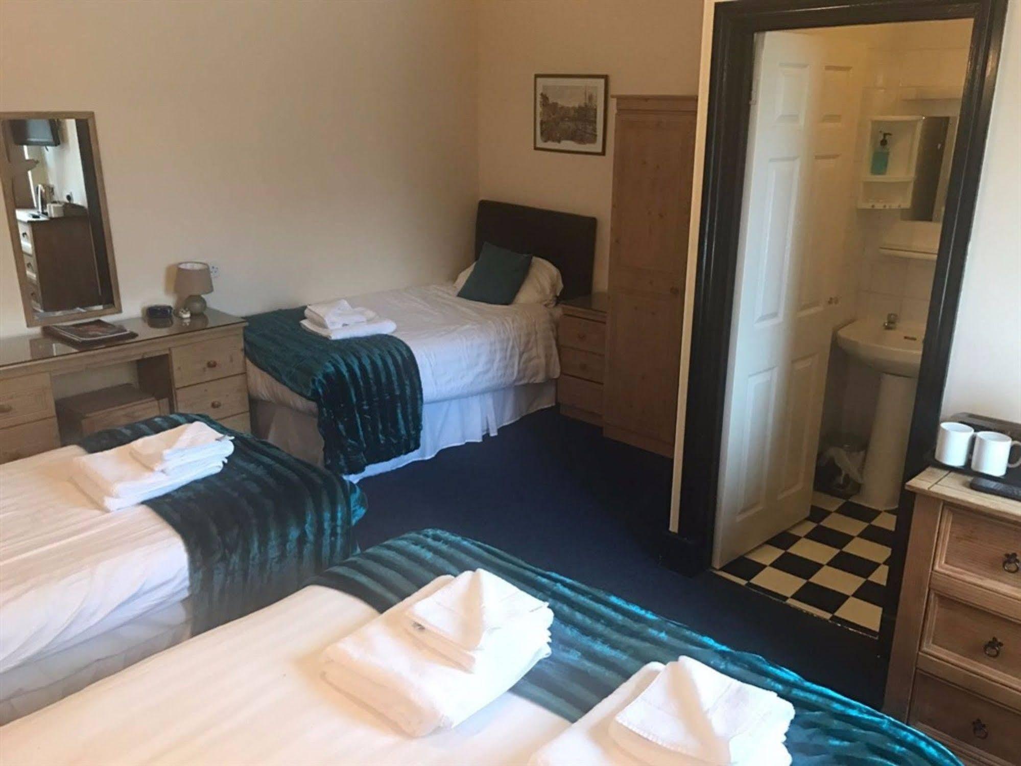 The County Hotel 哈佛威斯特 外观 照片